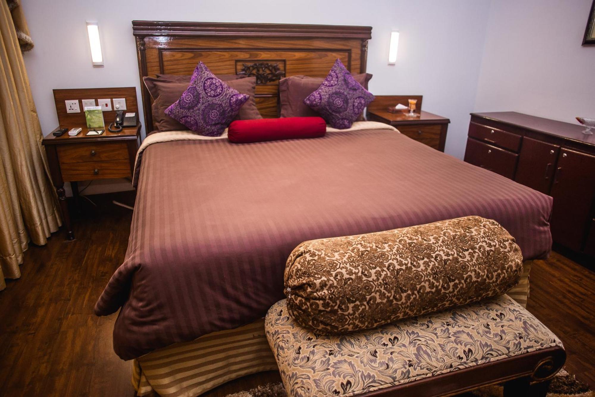Hotel Mehran Karacsi Kültér fotó