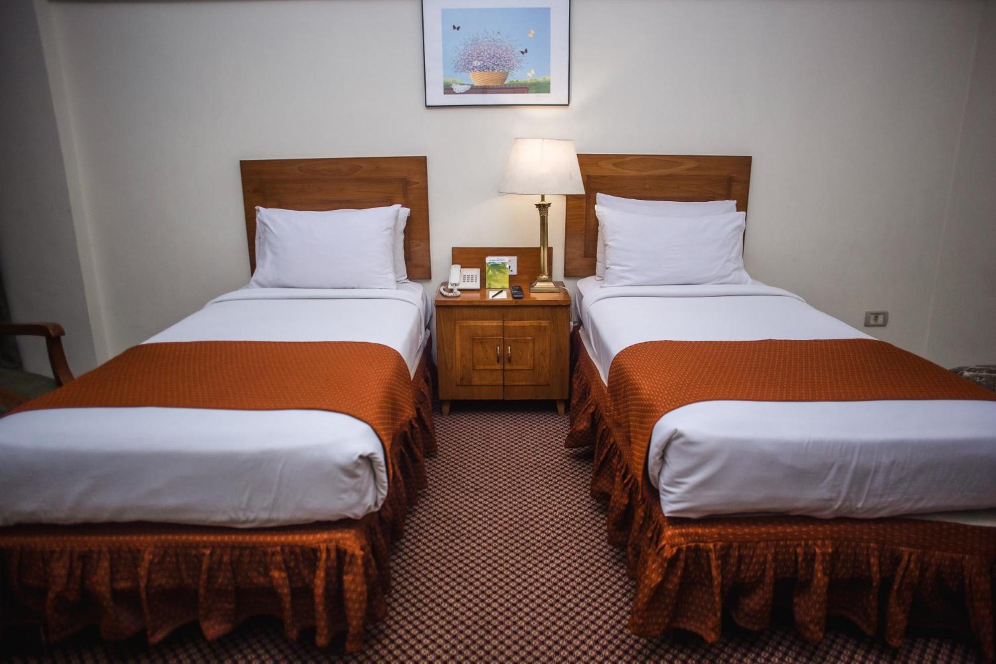Hotel Mehran Karacsi Kültér fotó